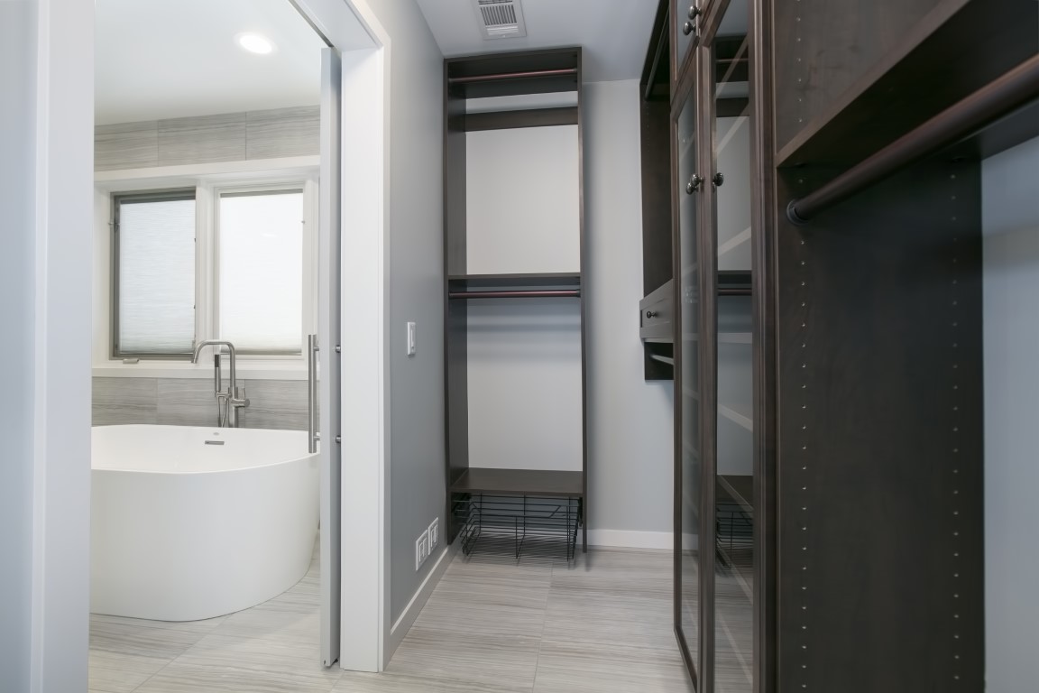 collegecity-bathrooms-lakeville-2 (8)